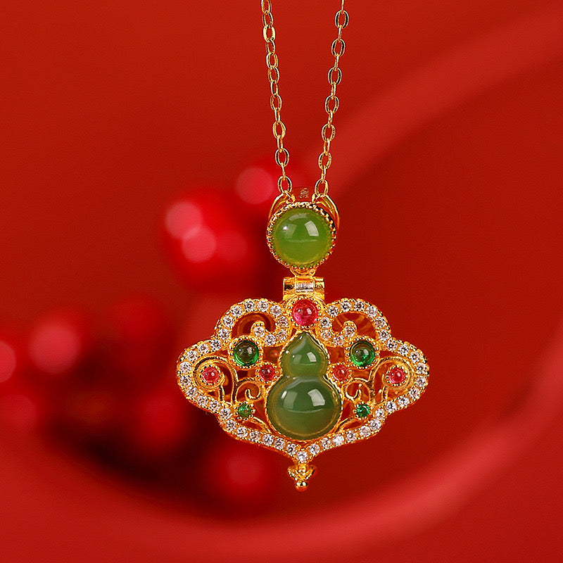 Natural Hetian Jade Calabash Cloud Ancient Royal Pendant Necklace