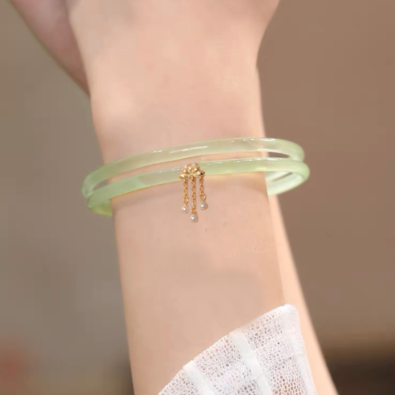 Natural Green Jade Lotus Double Bangle