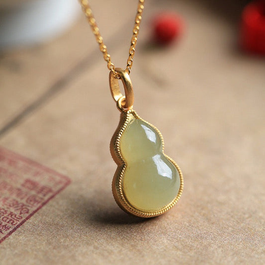 Feng Shui Calabash Green Jade Peace Pendant