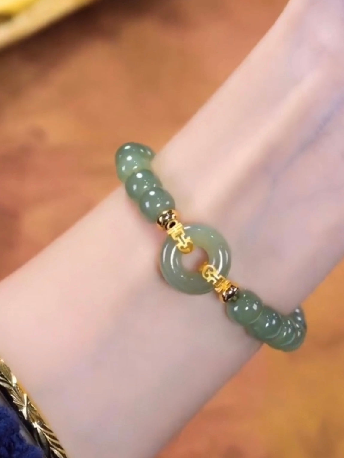 Natural Green Jade Luck & Peace Buckle Bracelet