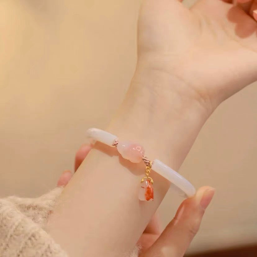 Natural Hetian White Jade & Yanyuan Agate Feng Shui Rabbit Bangle