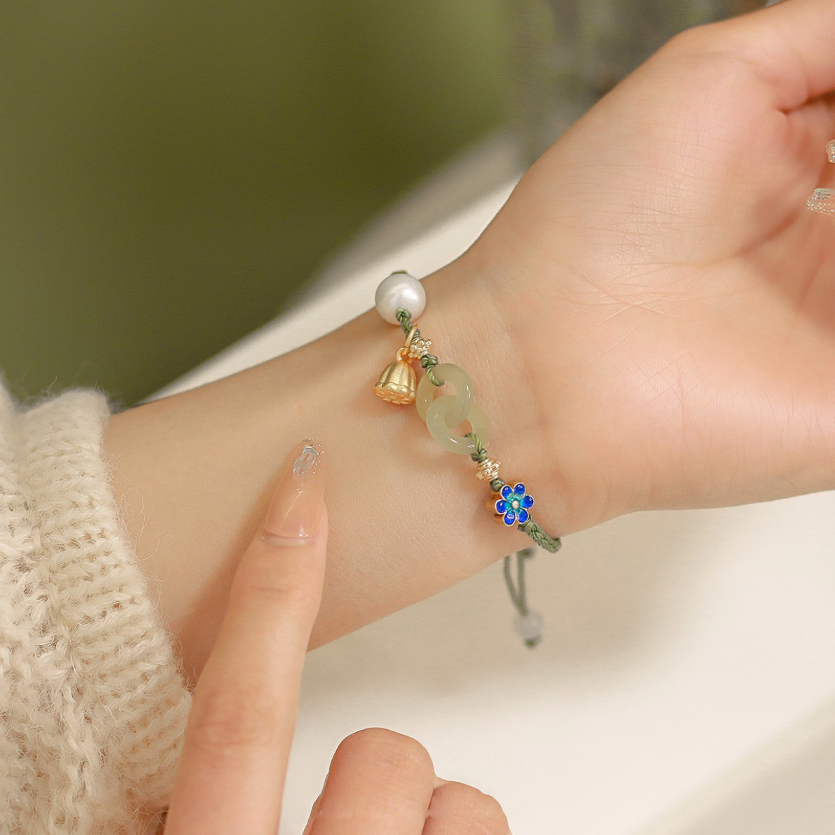 Natural Green Jade Protection Lock Lotus Bracelet