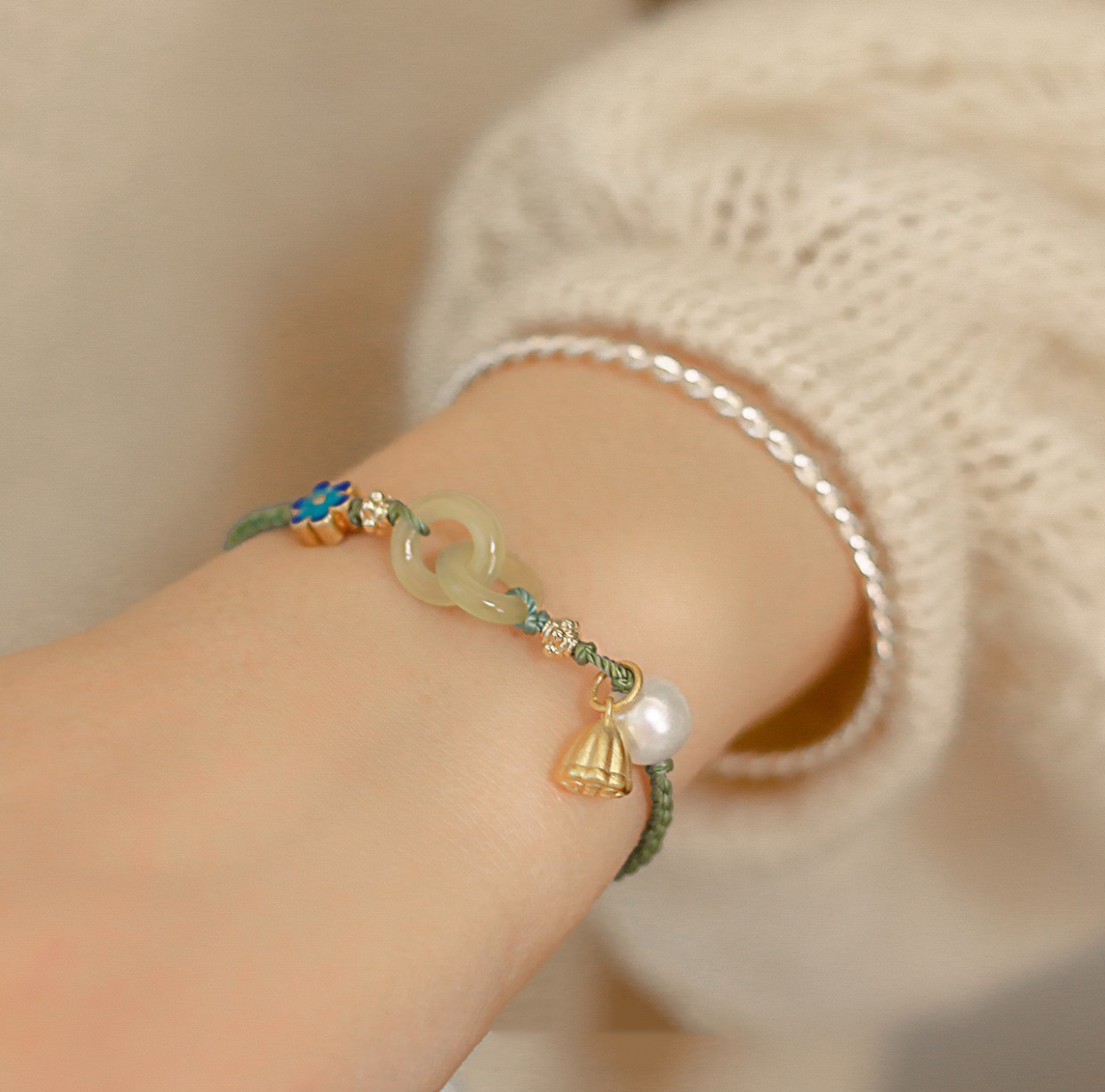 Natural Green Jade Protection Lock Lotus Bracelet