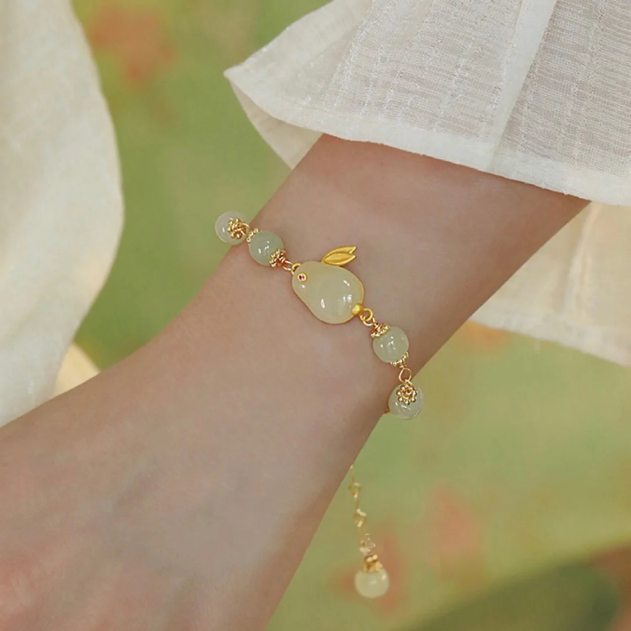 Natural Hetian jade Feng Shui Rabbit Bracelet
