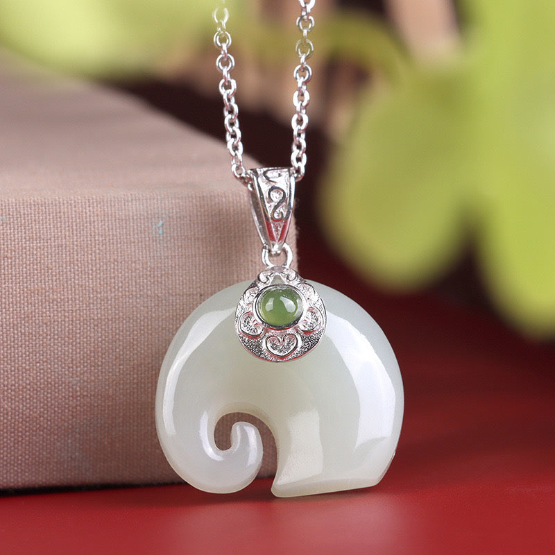 Natural Hetian jade Feng Shui Elephant Necklace