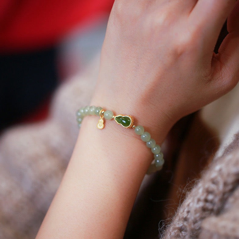 Natural Hetian Green Jade Feng Shui Calabash Bracelet