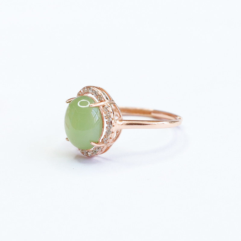 Natural Green Jade Pigeon Egg Ring - Apple Green