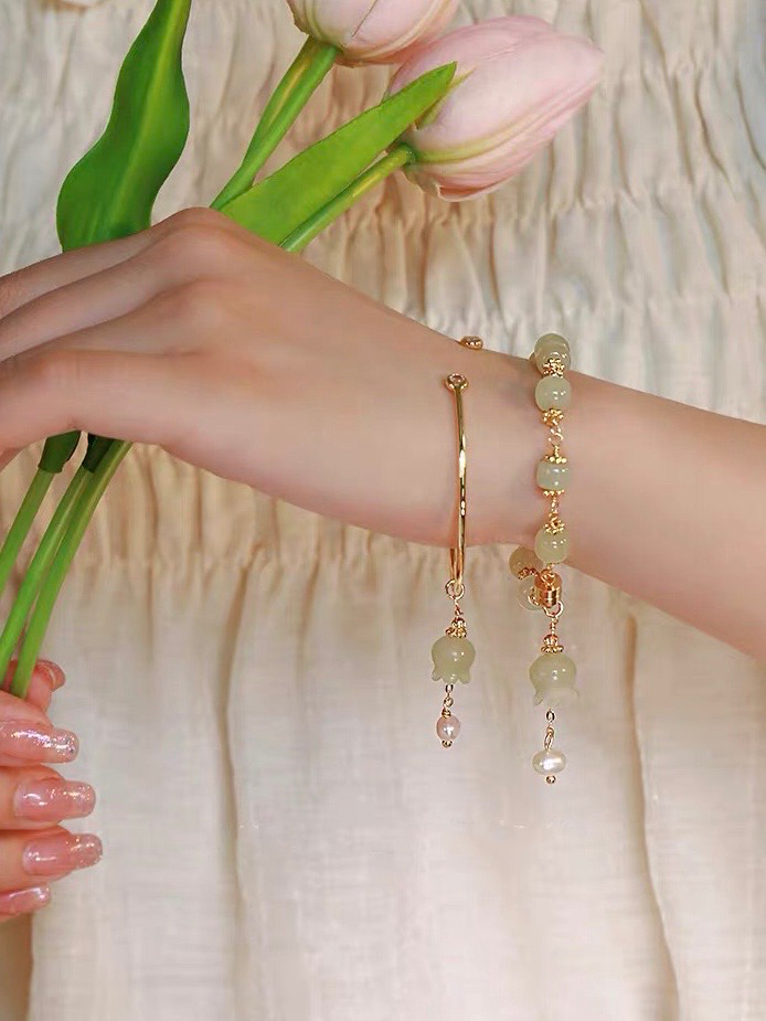 Natural Green Jade Wind Chimes Bracelet