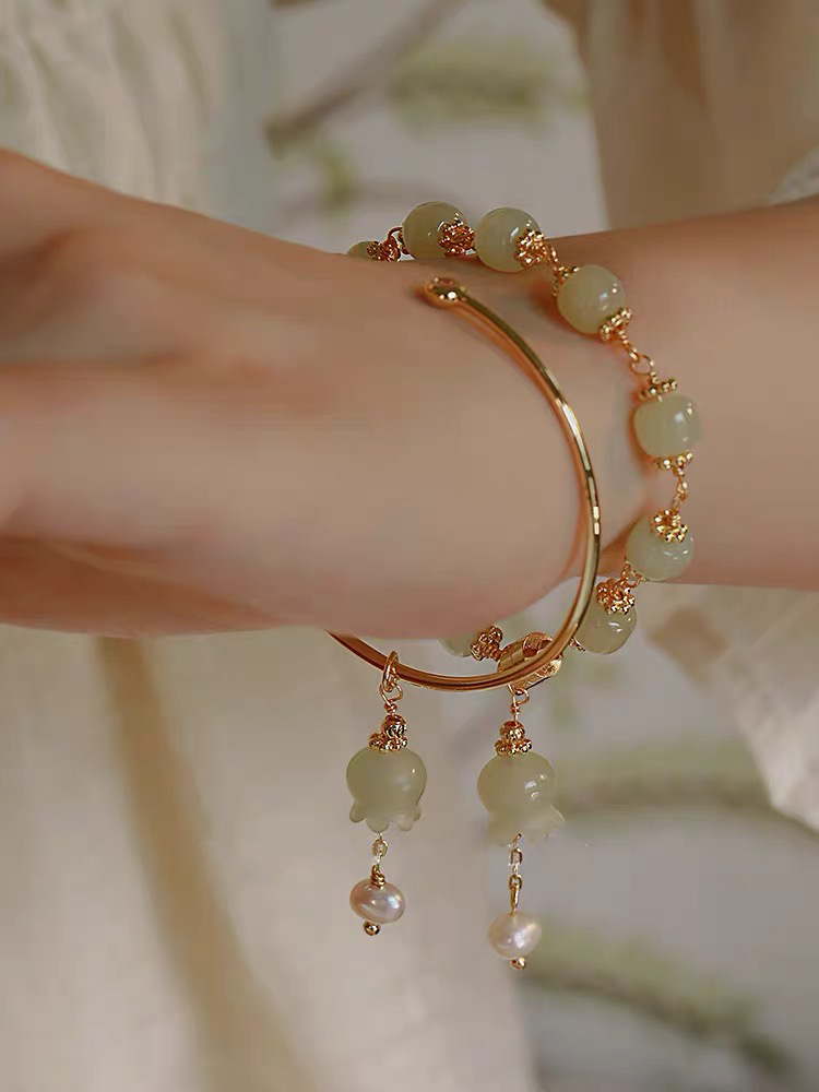 Natural Green Jade Wind Chimes Bracelet