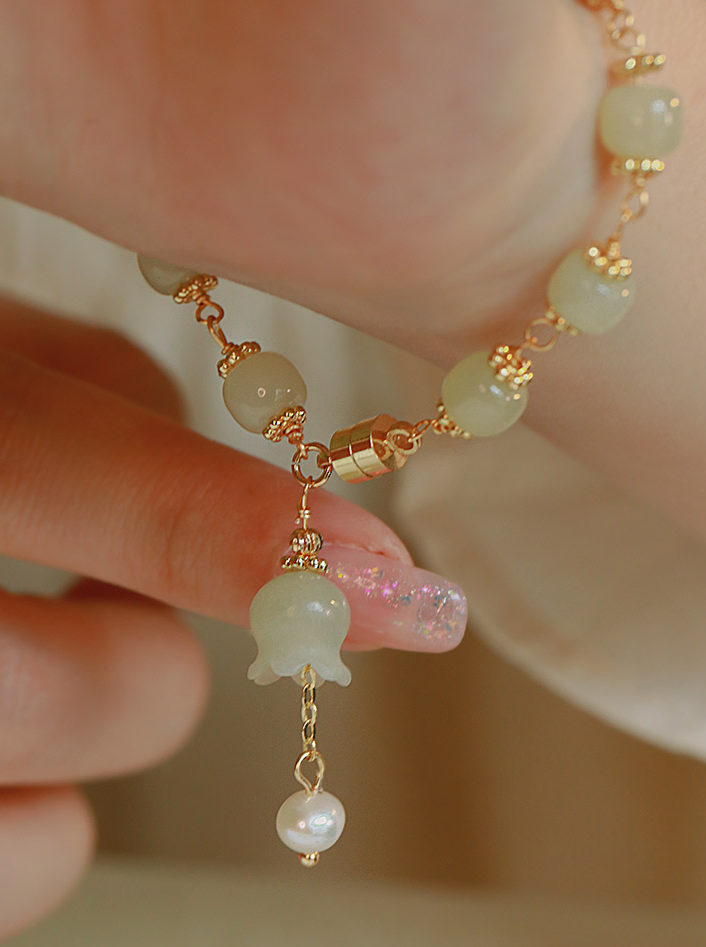 Natural Green Jade Wind Chimes Bracelet