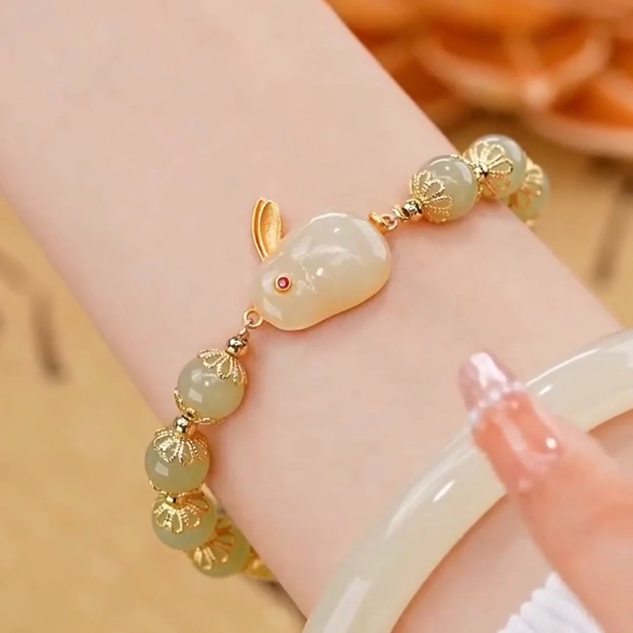 Natural Hetian jade Feng Shui Rabbit Bracelet
