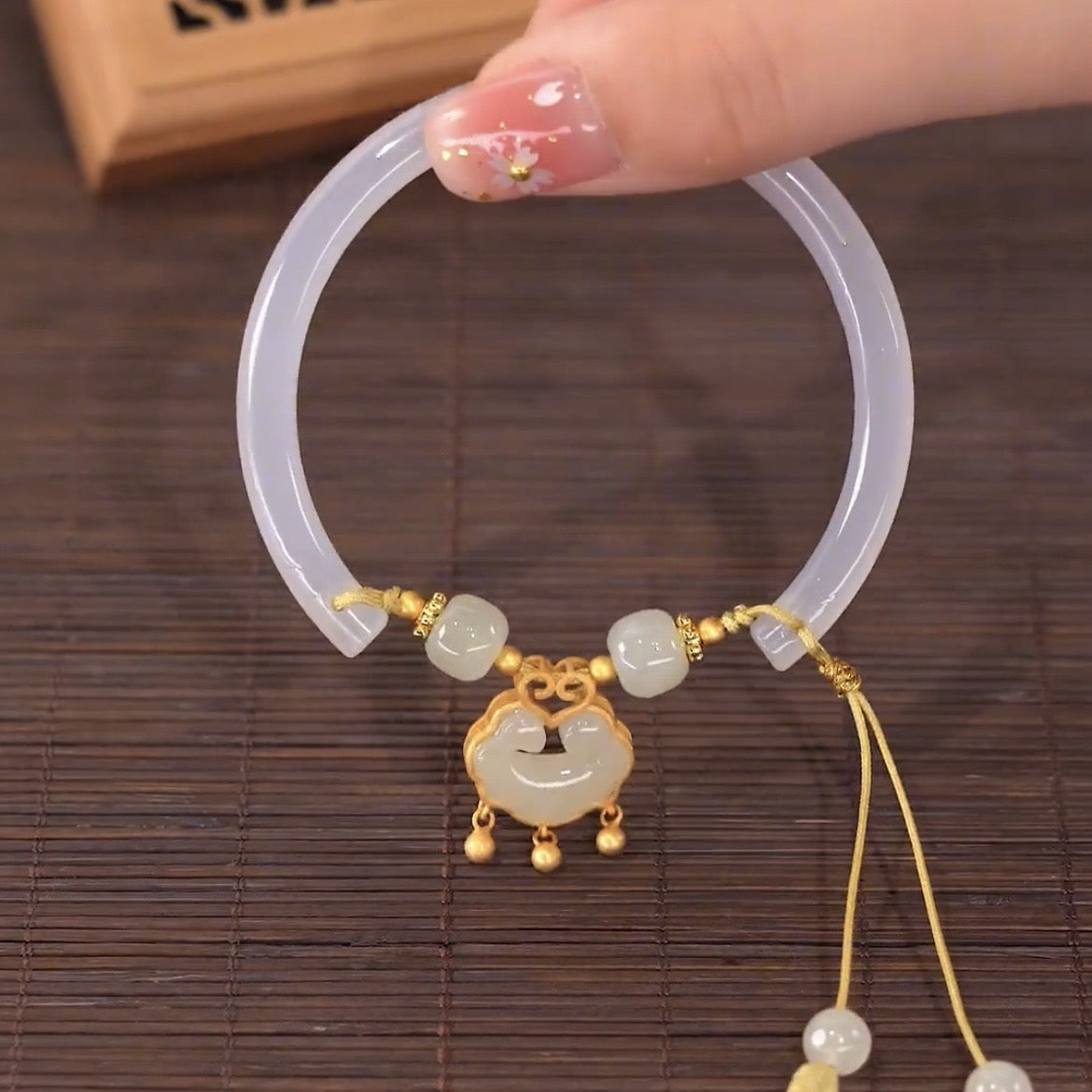 Natural Green Jade Lucky Lock Bangle