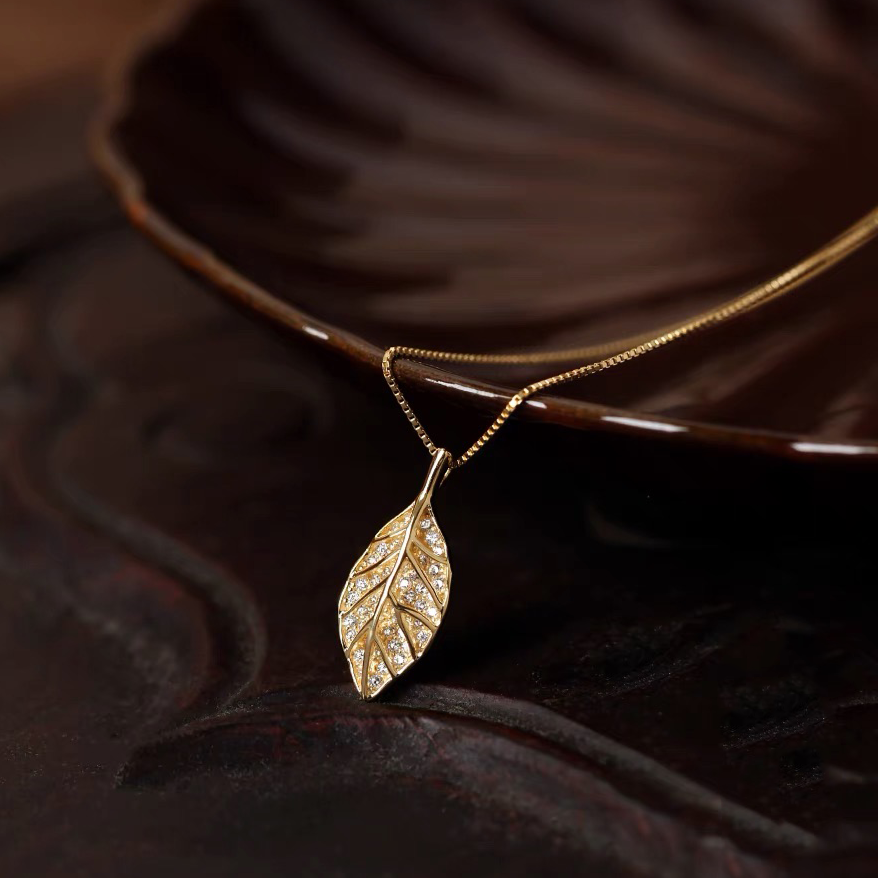 Feng Shui Leaf Wealth Pendant Necklace