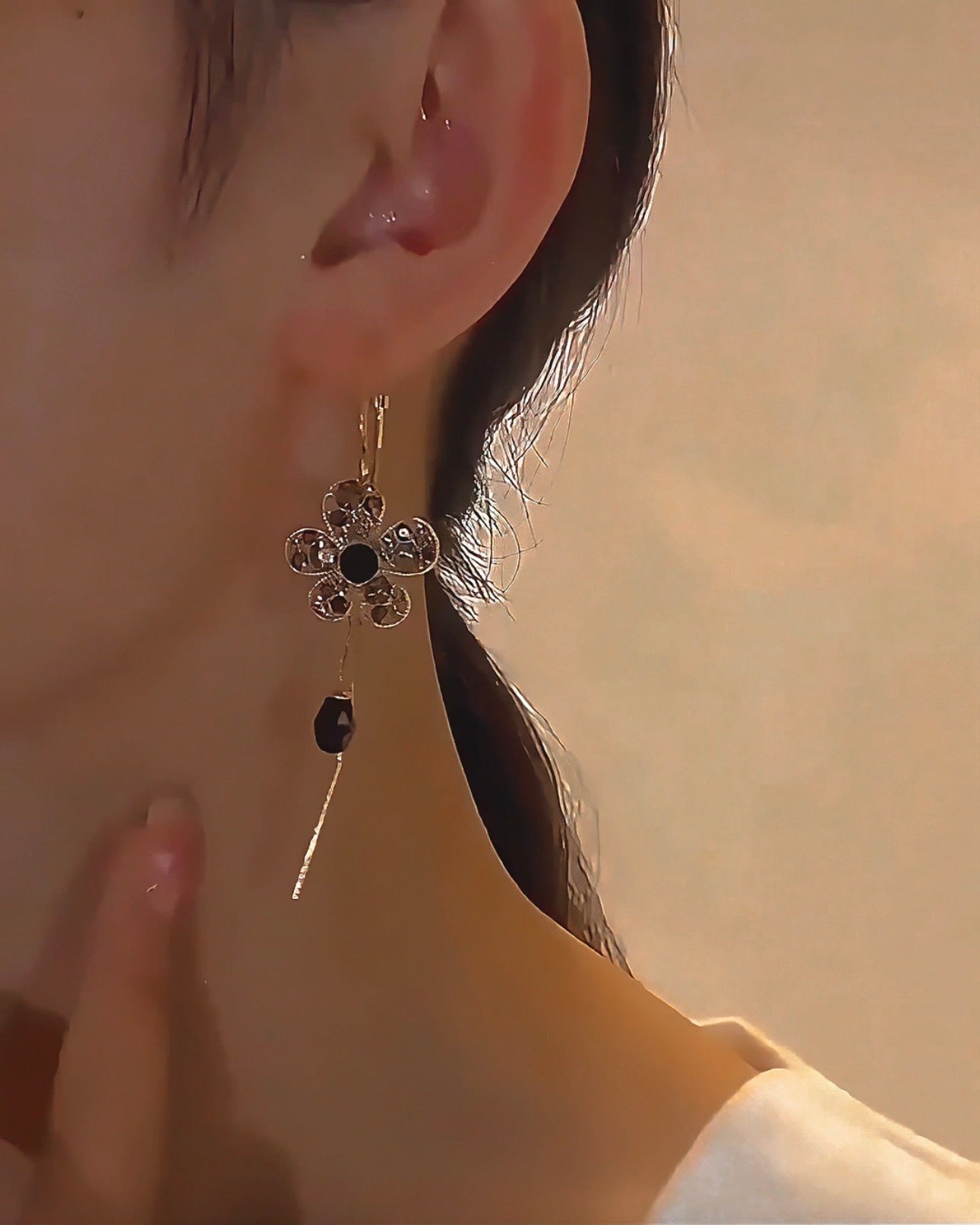 Elle Earrings