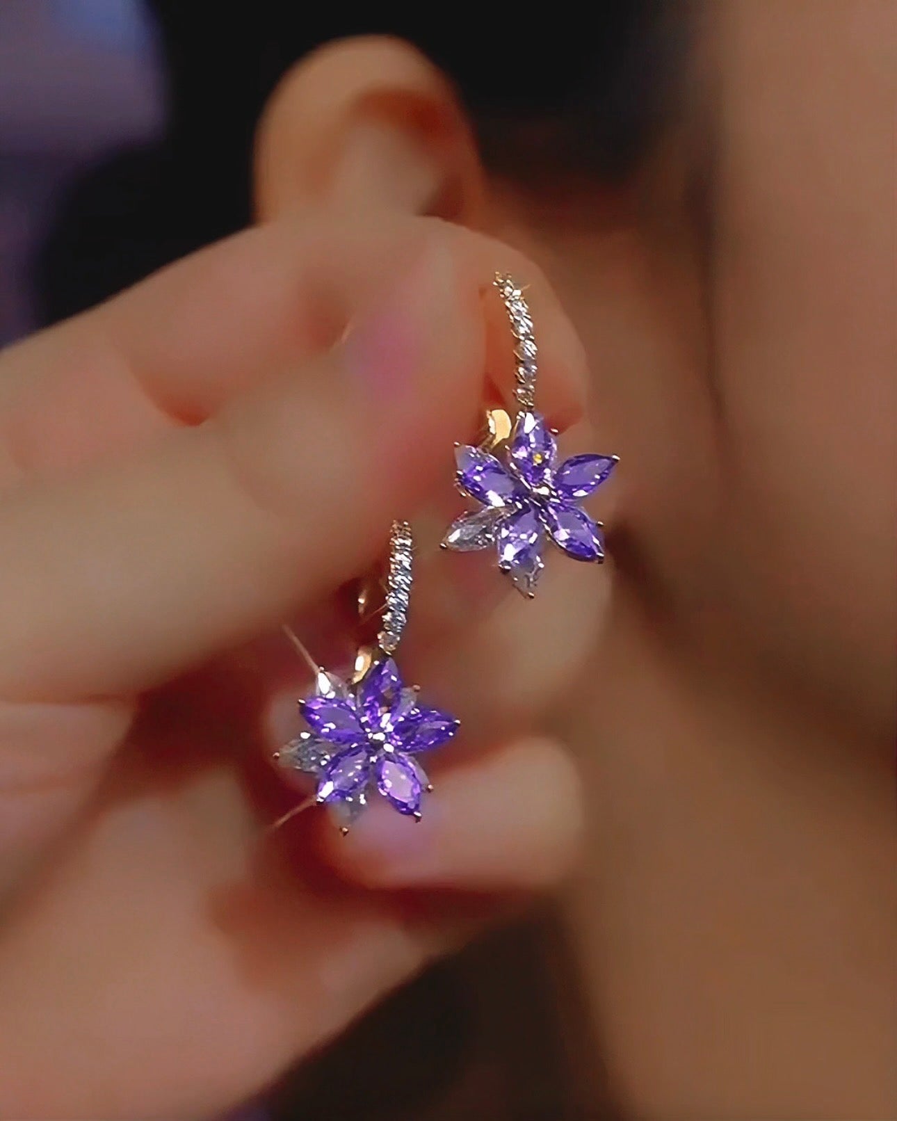 Tendre Earrings