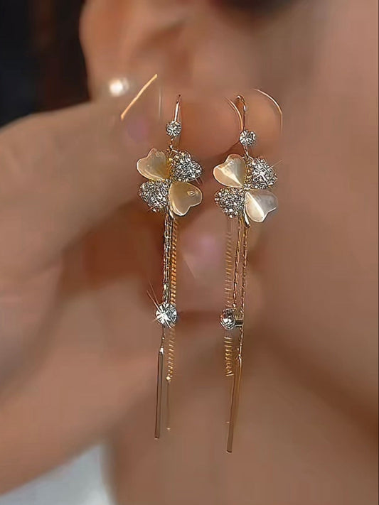 Roze Earrings
