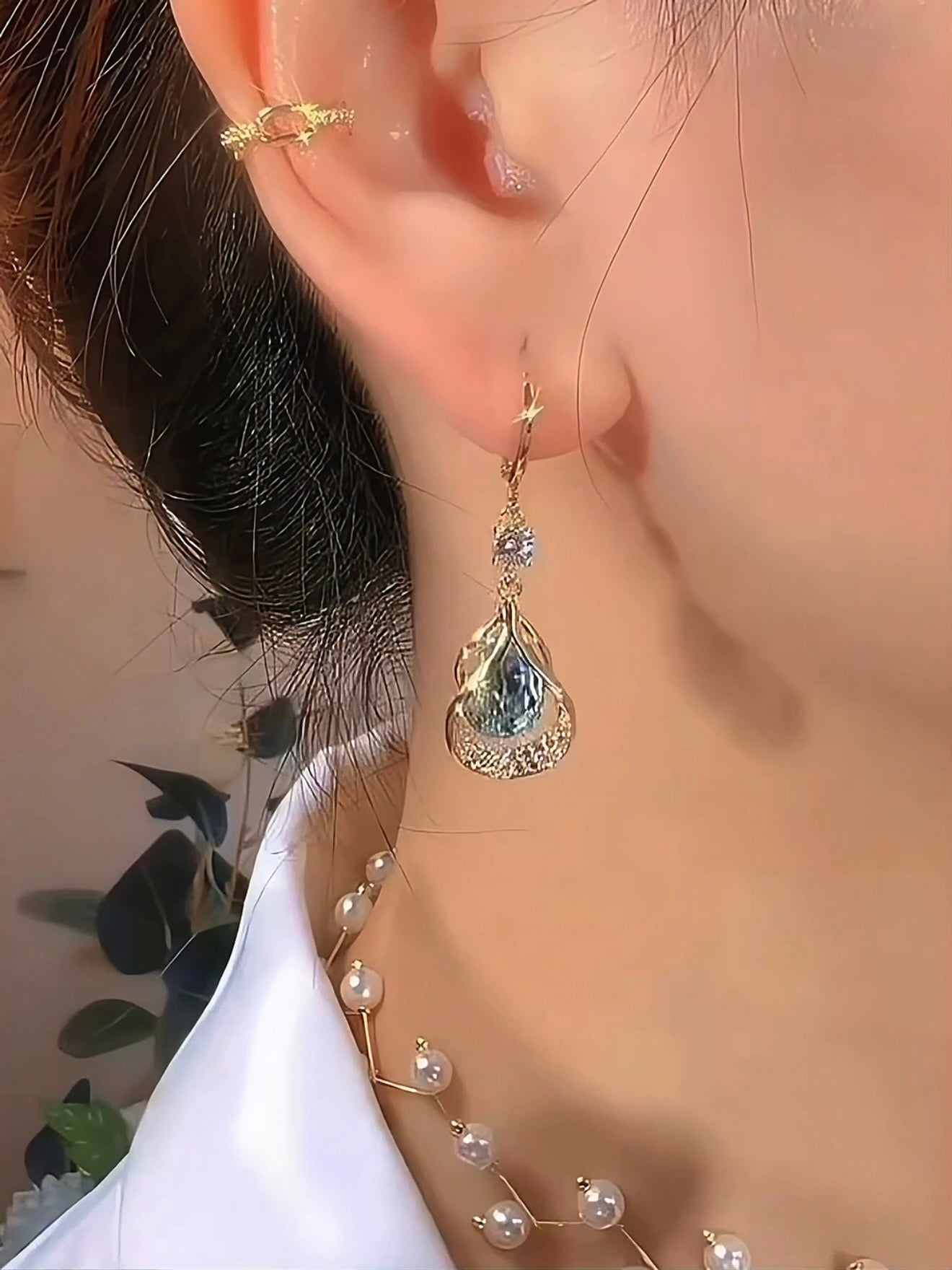 Helen Earrings
