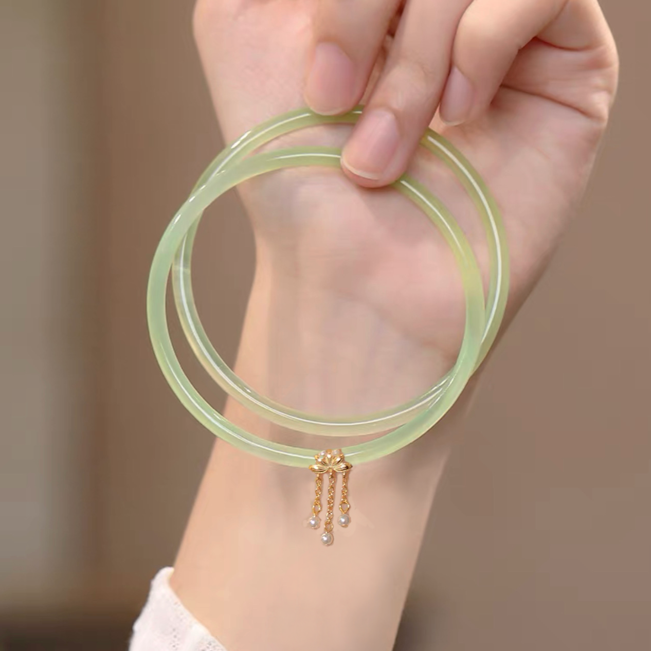 Natural Green Jade Lotus Double Bangle