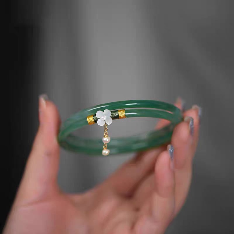 Natural Green Jade Flower Bracelet
